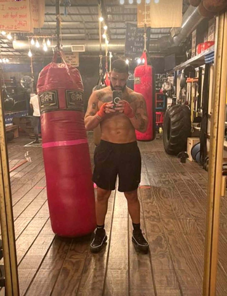 Can You Use Sparring Gloves On Heavy Bag?